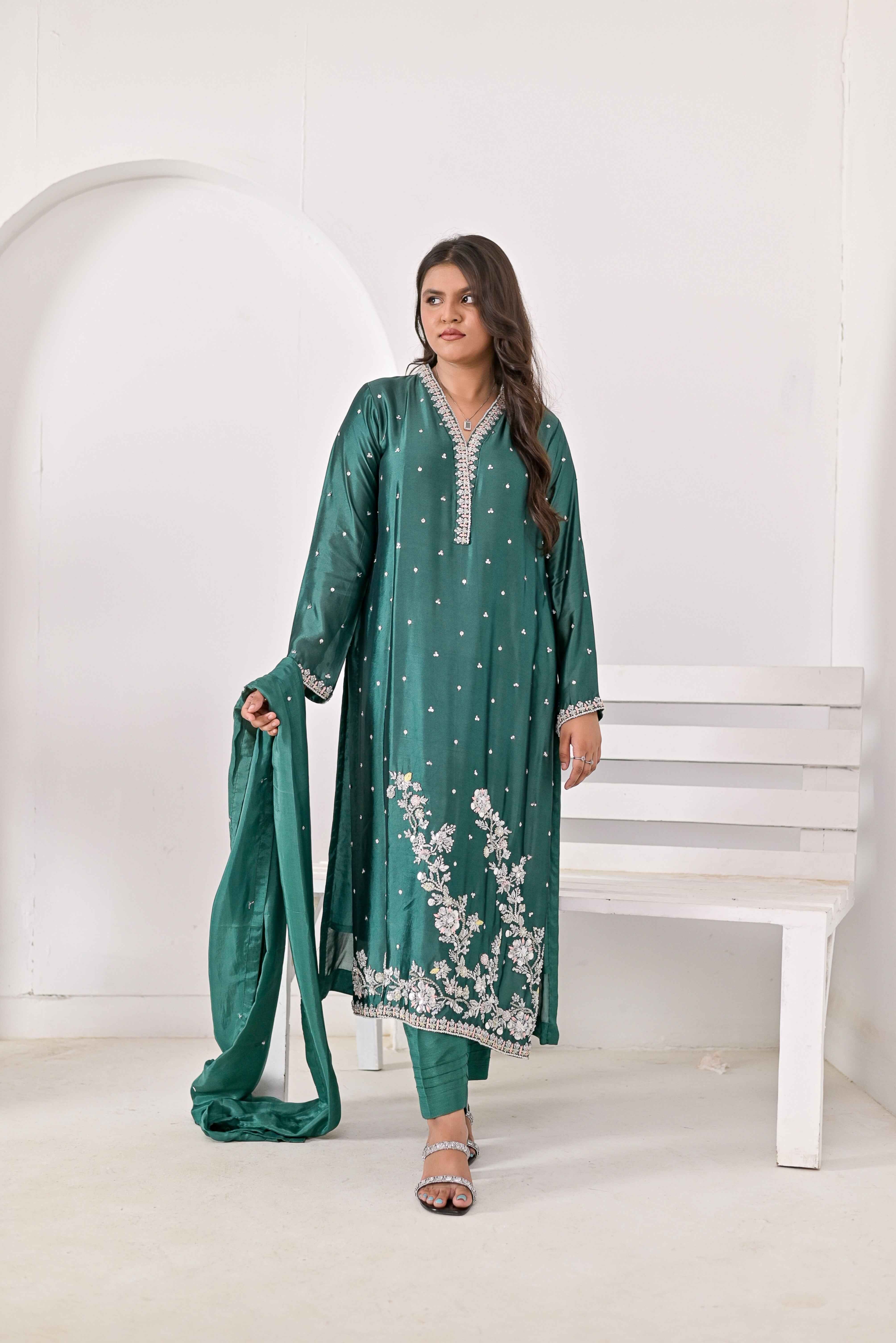 Pure Shisha Silk 3-Piece Suit – Lilac with Hand Embellishment - Bin Hussain
