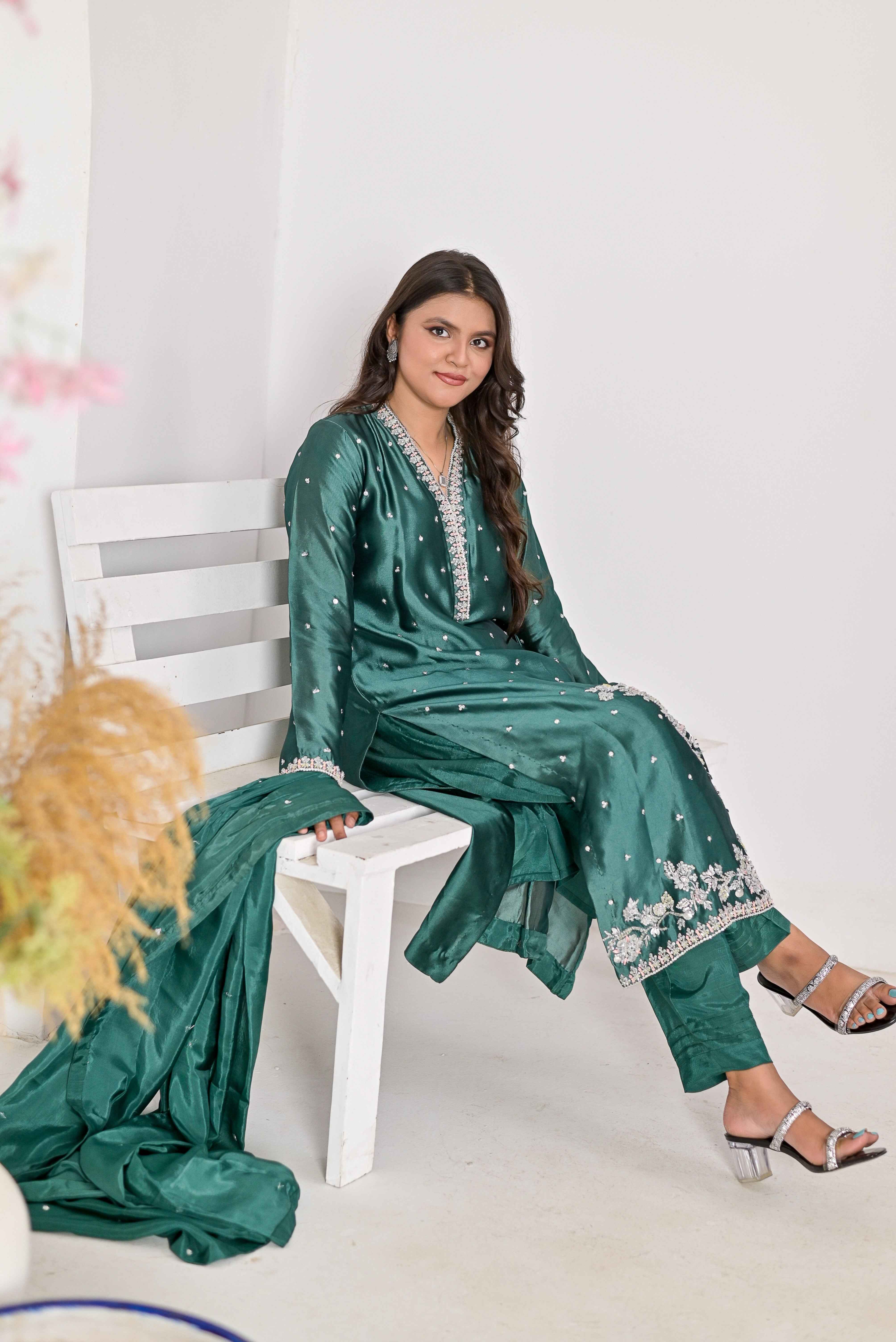 Pure Shisha Silk 3-Piece Suit – Lilac with Hand Embellishment - Bin Hussain