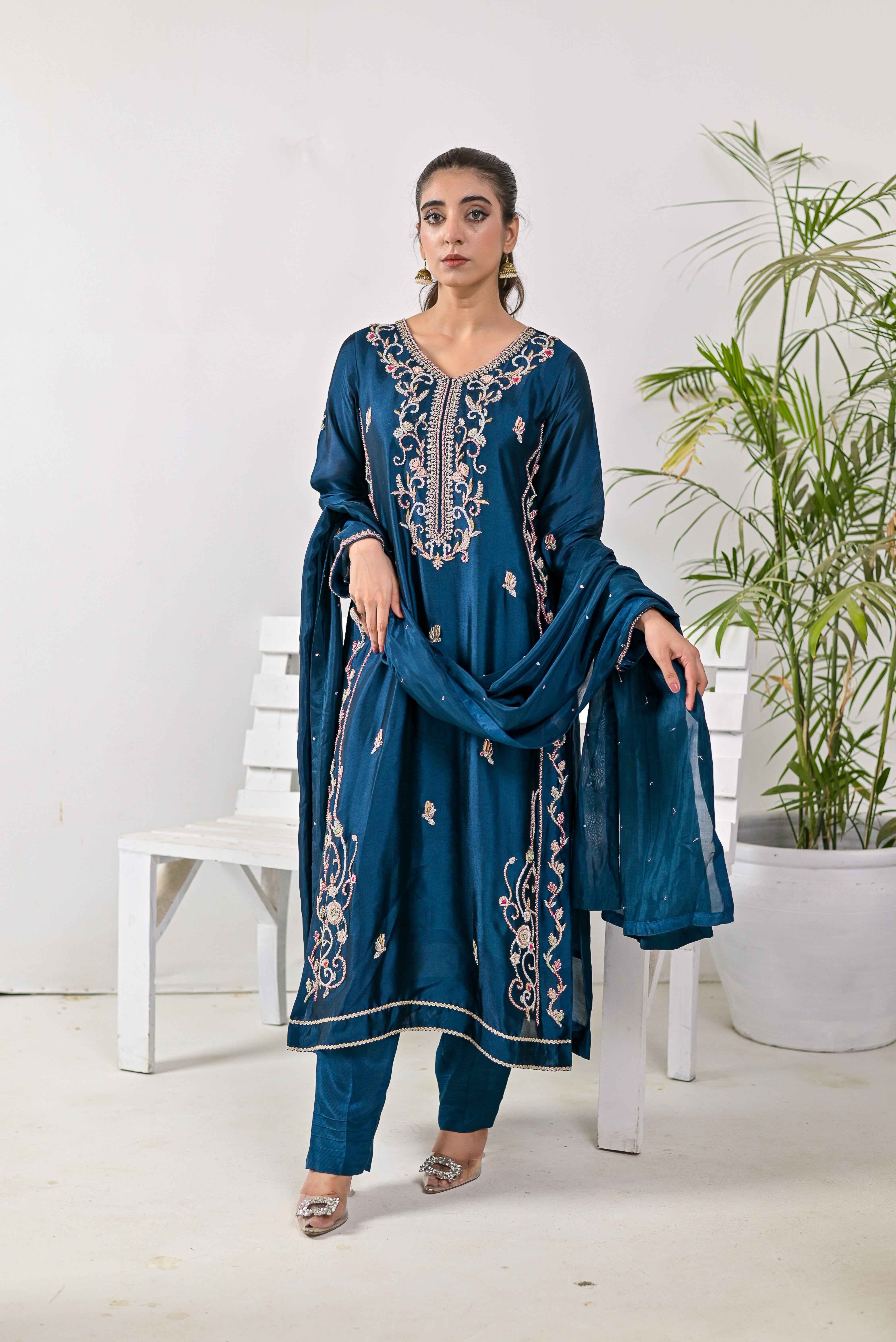 Pure Shisha Silk 3-Piece Suit – Lilac with Hand Embellishment - Bin Hussain