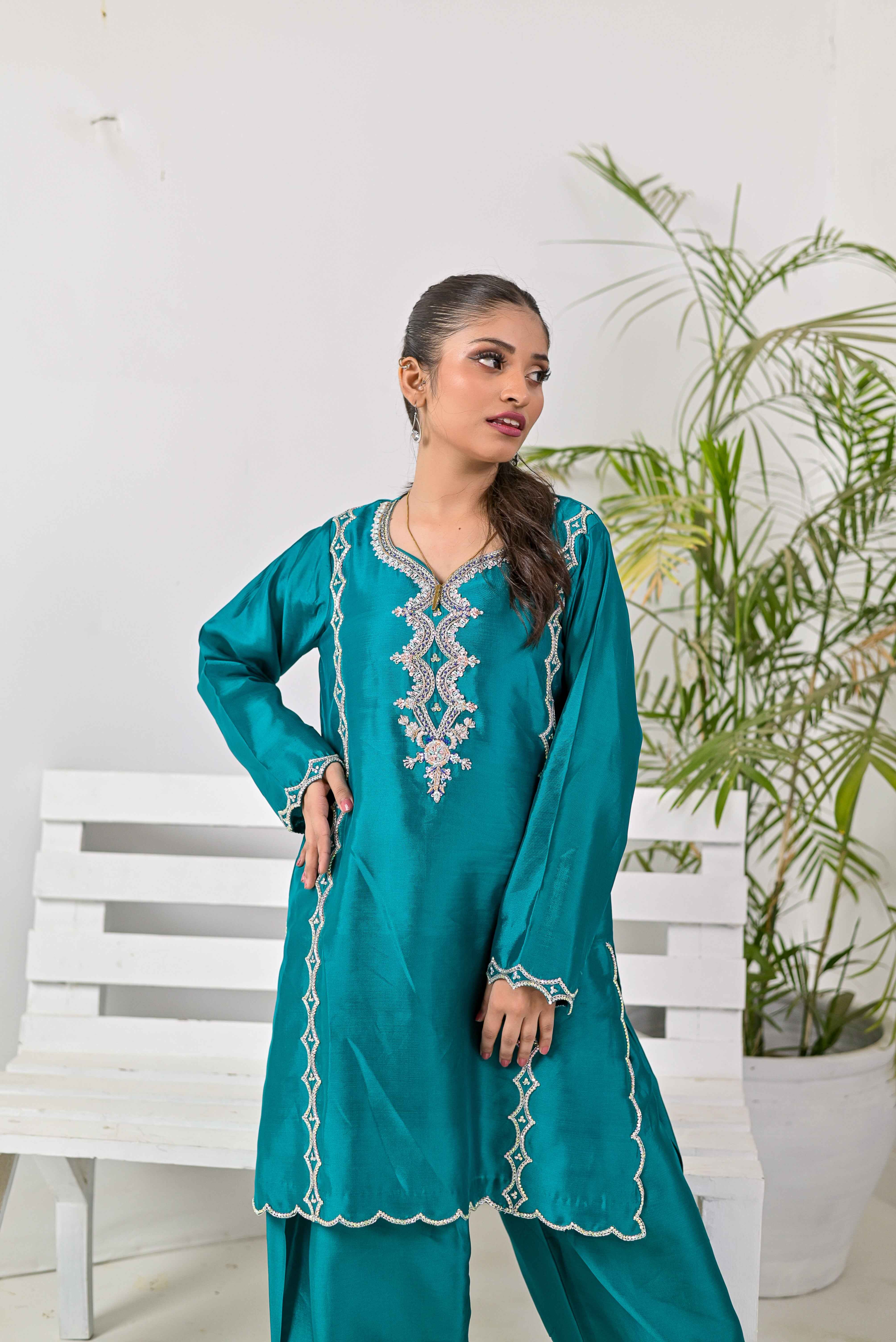 Pure Shisha Silk 3-Piece Suit – Lilac with Hand Embellishment - Bin Hussain