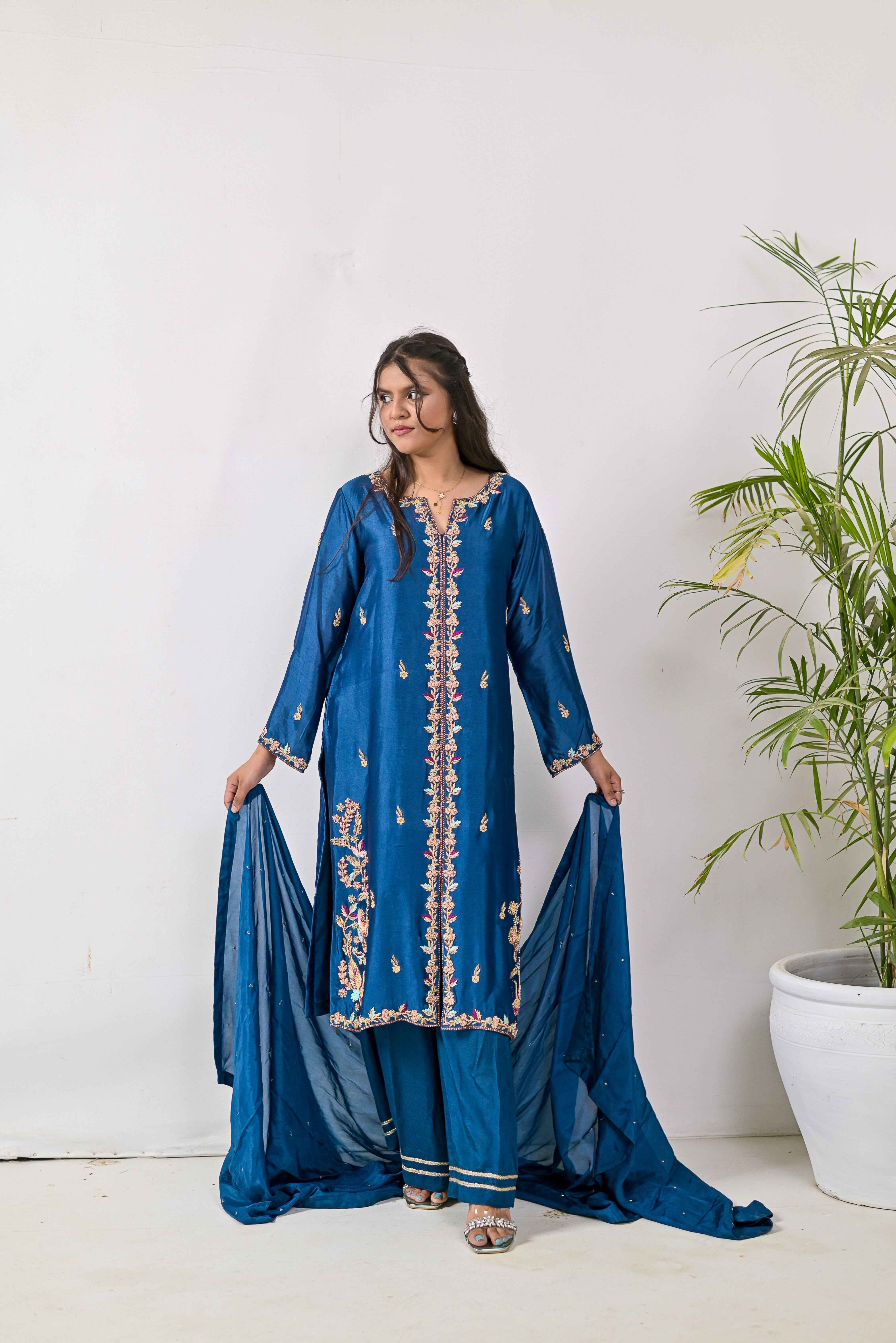 Pure Shisha Silk 3-Piece Suit – Lilac with Hand Embellishment - Bin Hussain