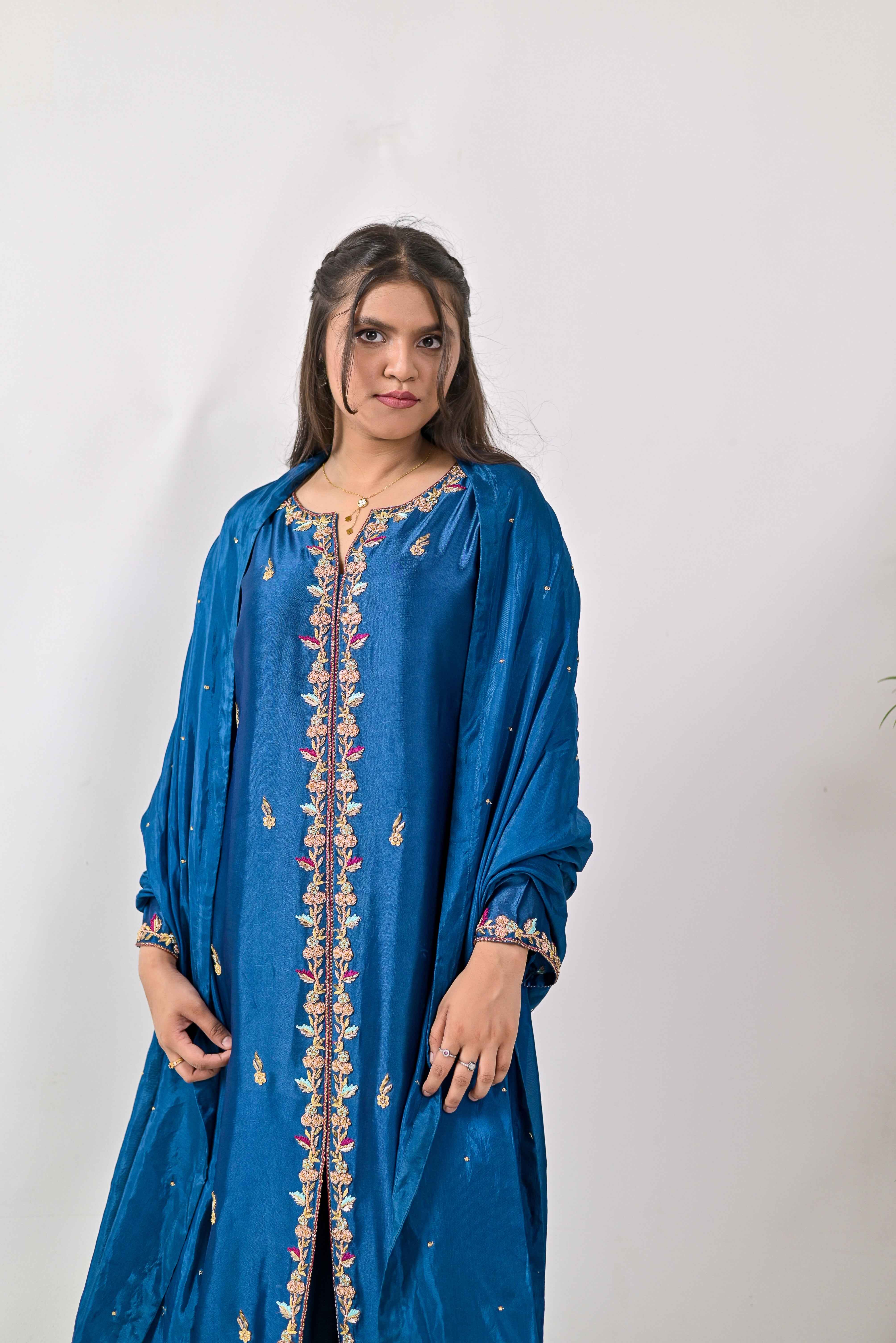 Pure Shisha Silk 3-Piece Suit – Lilac with Hand Embellishment - Bin Hussain