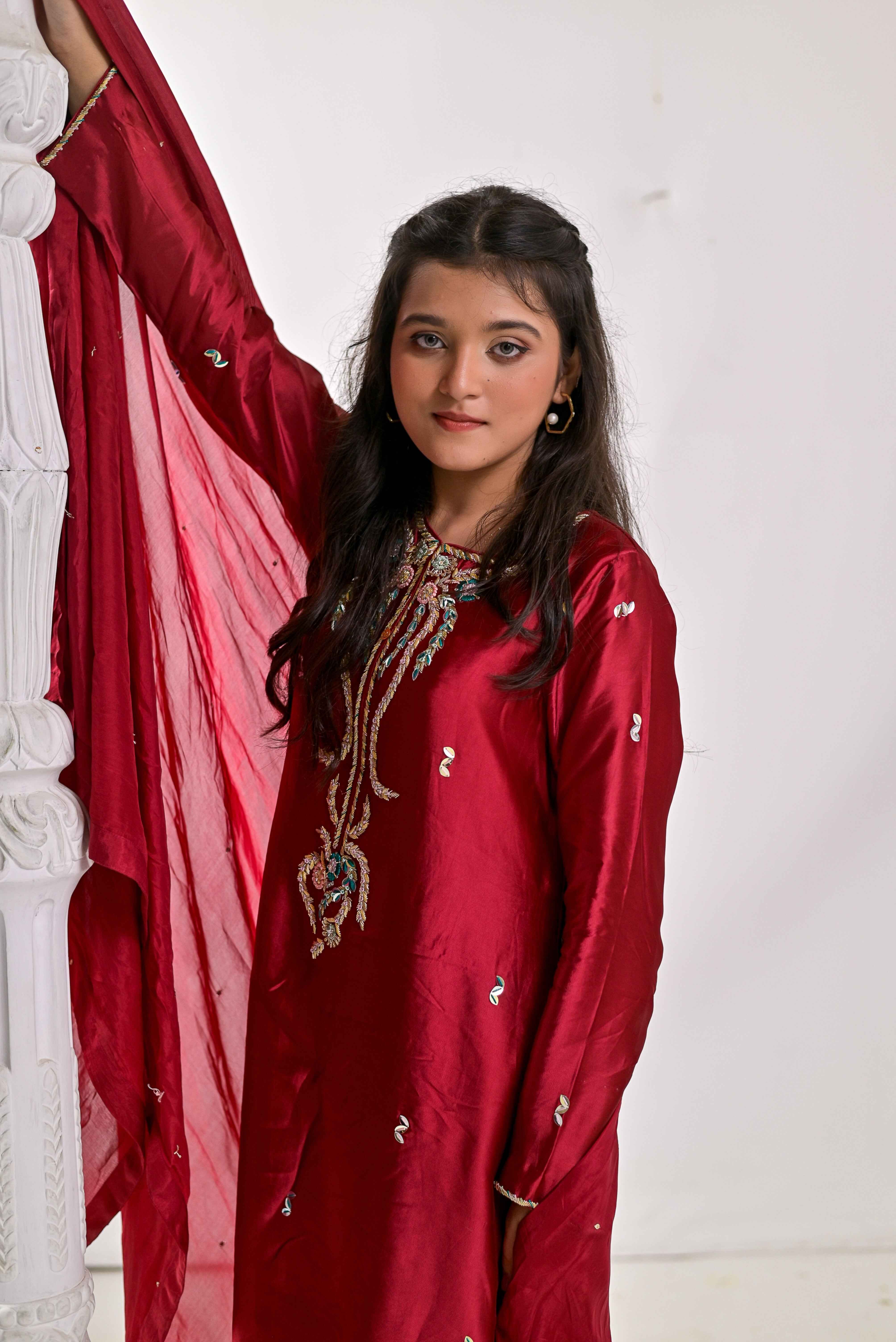 Pure Shisha Silk 3-Piece Suit – Lilac with Hand Embellishment - Bin Hussain