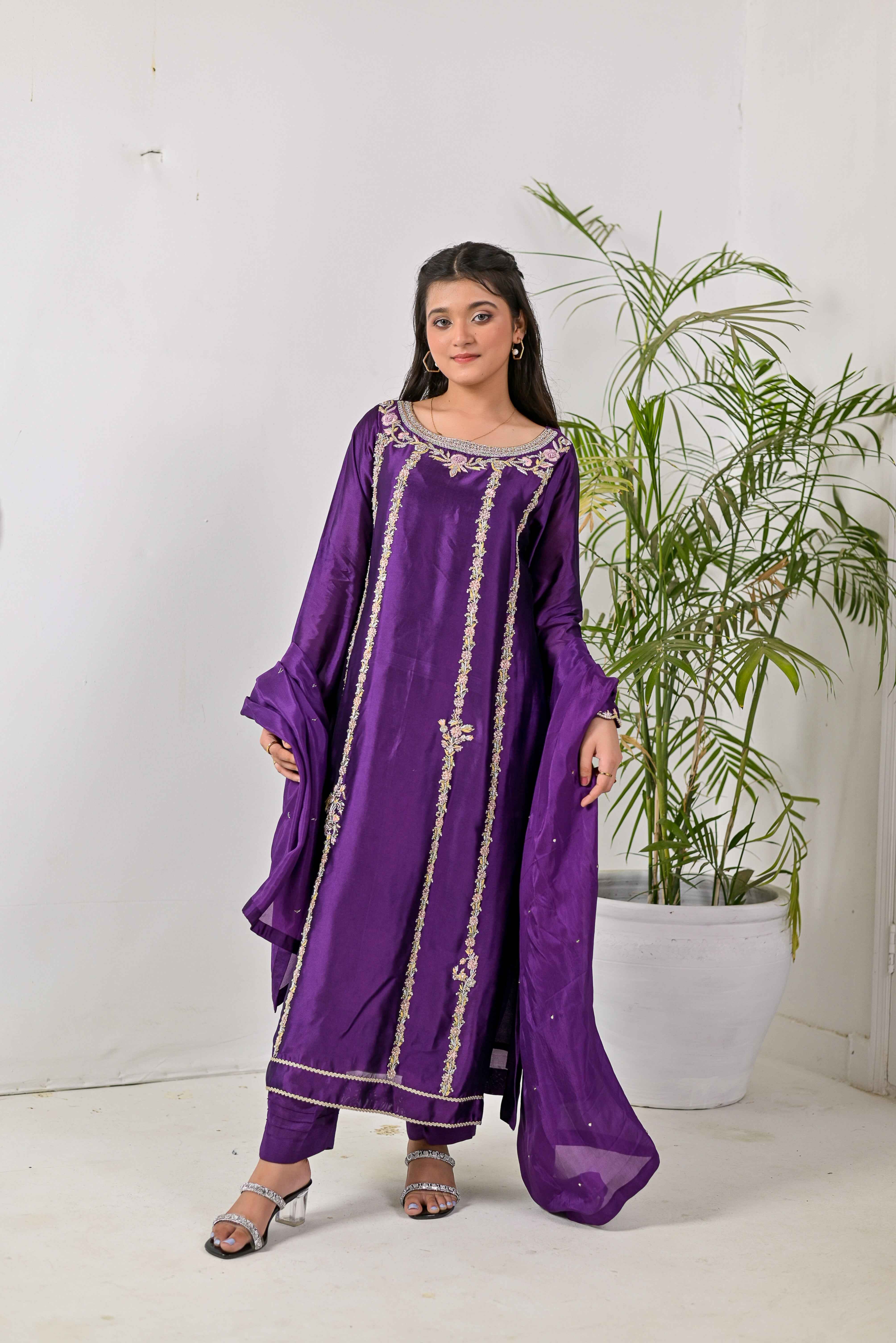 Pure Shisha Silk 3-Piece Suit – Lilac with Hand Embellishment - Bin Hussain