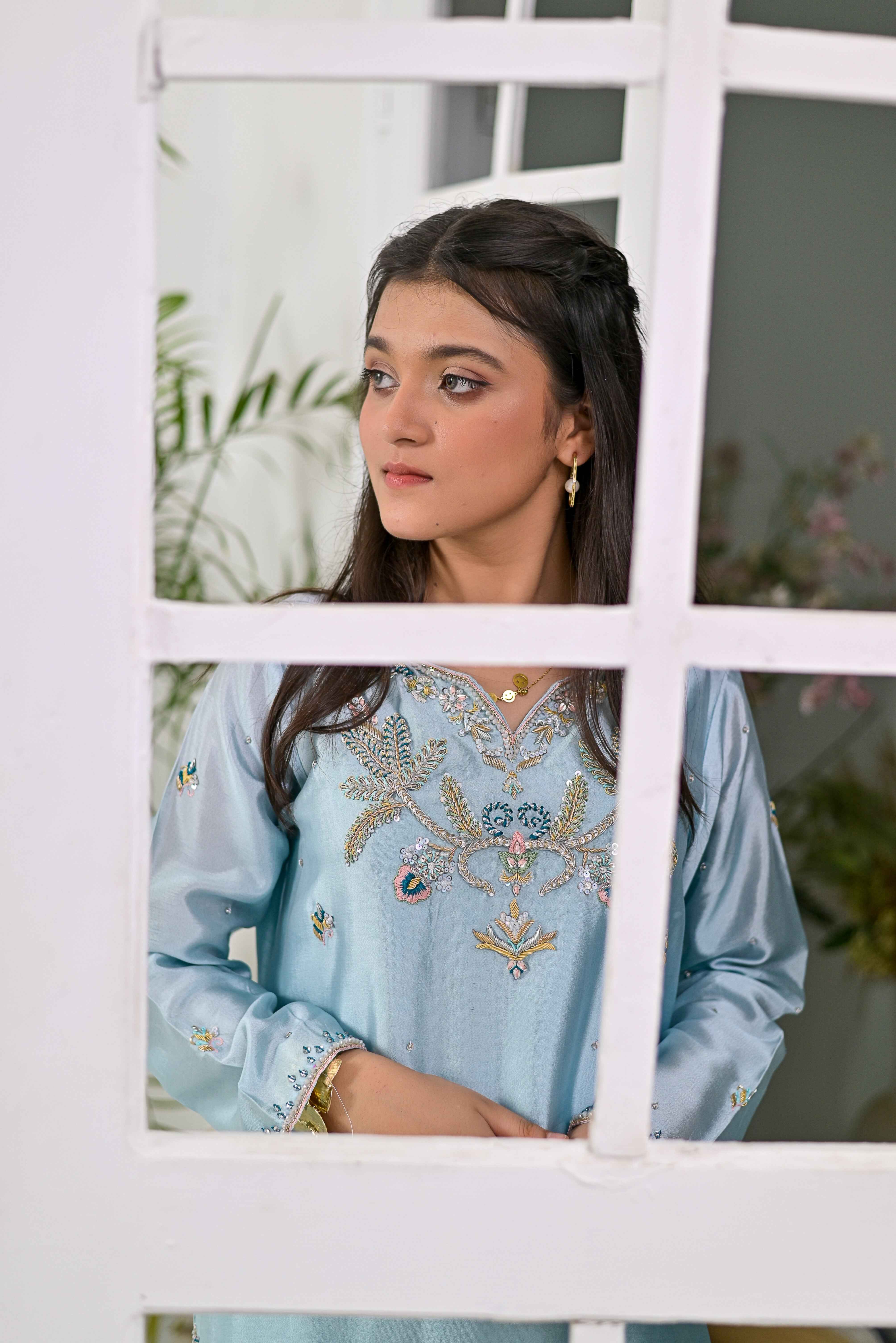 Pure Shisha Silk 3-Piece Suit – Lilac with Hand Embellishment - Bin Hussain