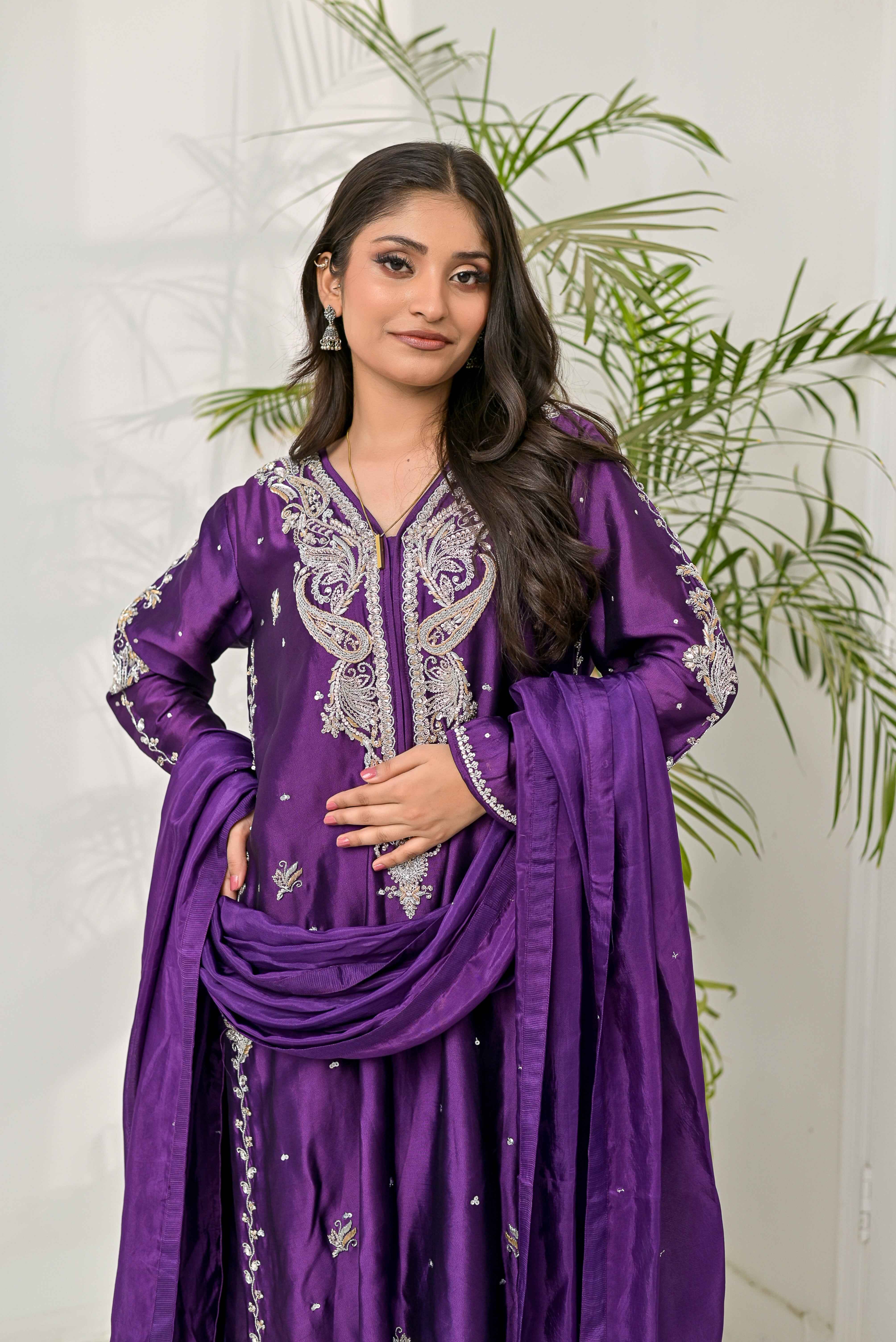 Pure Shisha Silk 3-Piece Suit – Lilac with Hand Embellishment - Bin Hussain