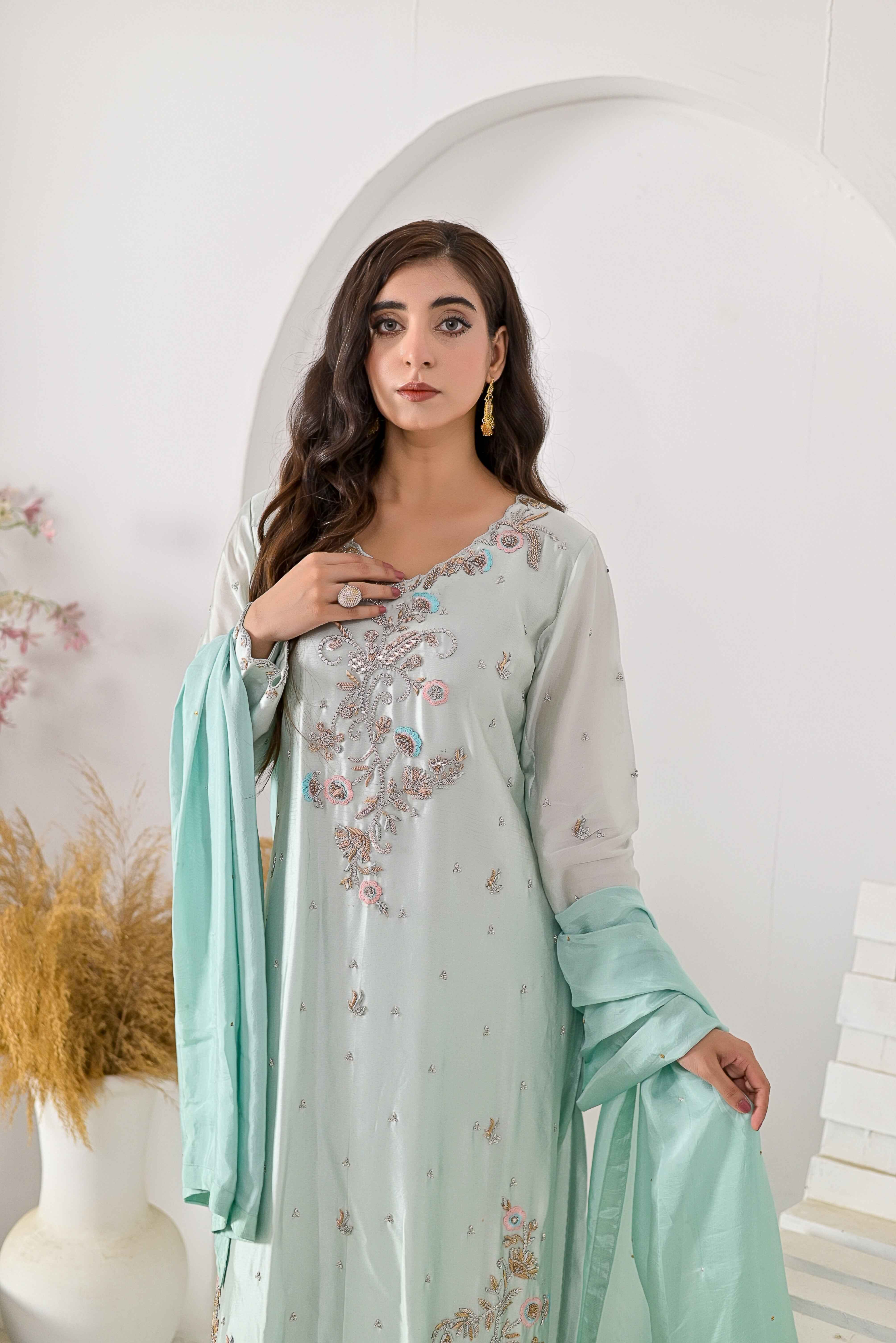 Pure Shisha Silk 3-Piece Suit – Lilac with Hand Embellishment - Bin Hussain